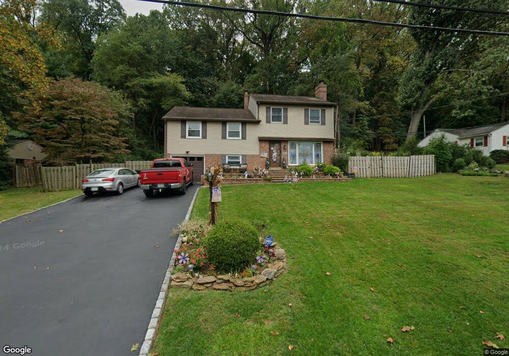 501 Brookwood Rd, Wayne, PA 19087 - photo 1