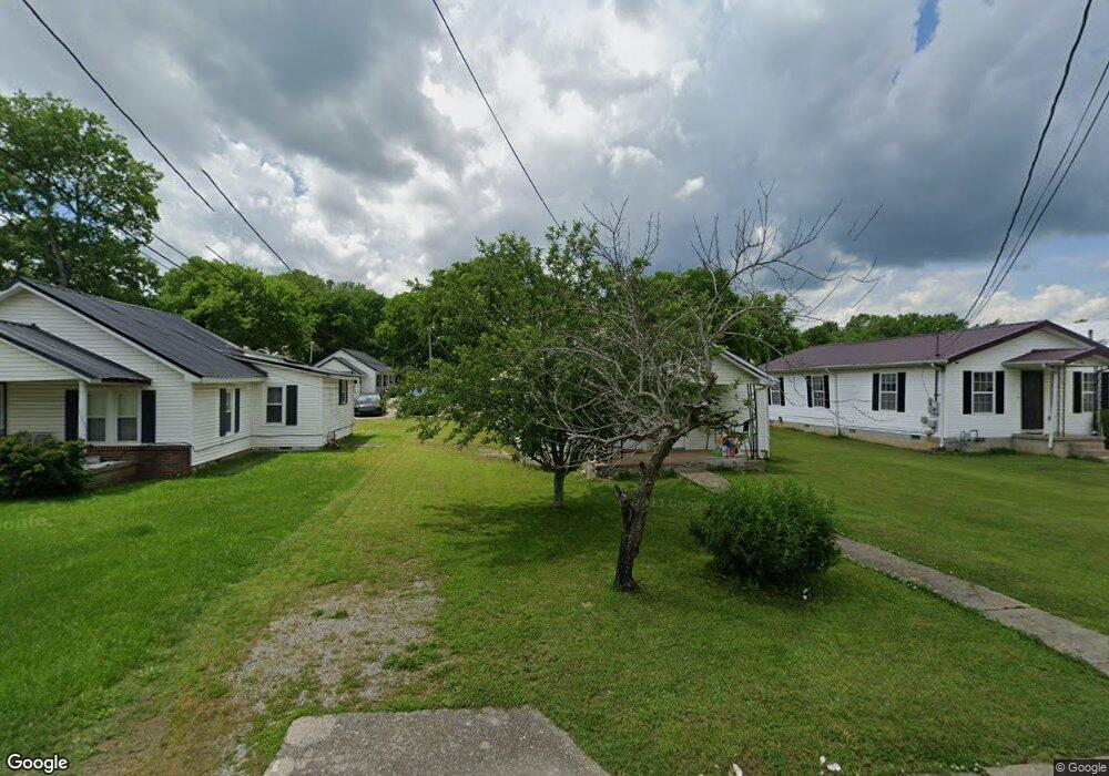 719 Sevier St, Shelbyville, TN 37160 - photo 1