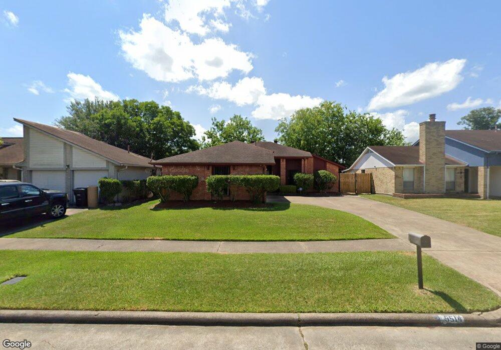 9514 Kingsvalley St, Houston, TX 77075 - photo 1