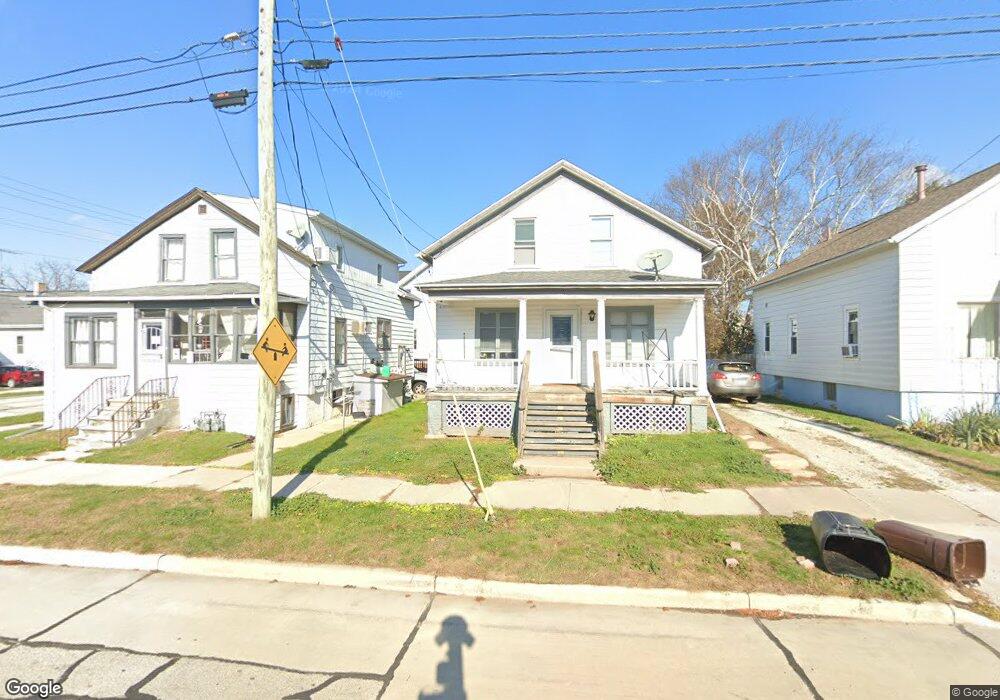 1722 18th St, Two Rivers, WI 54241 - photo 1