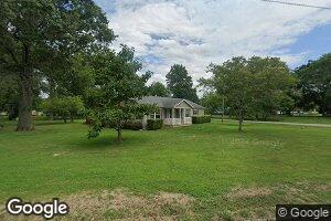 228 S Walnut St, Tamaroa, IL 62888