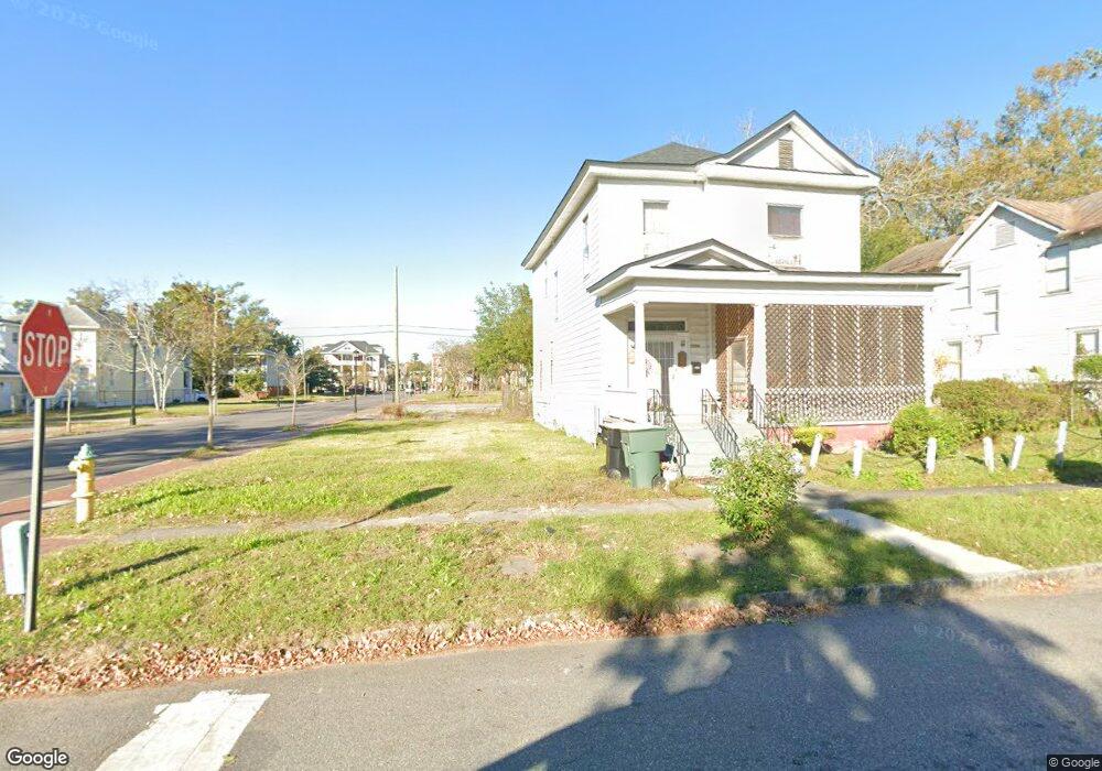 1102 E 32nd St, Savannah, GA 31404 - photo 1