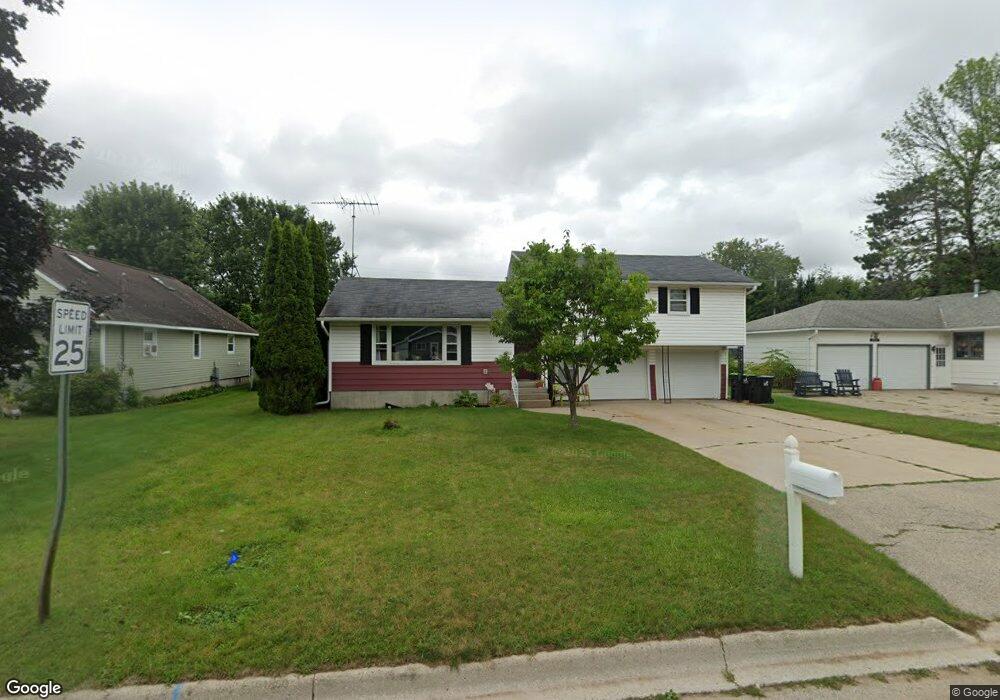4113 13th St, Menominee, MI 49858 - photo 1
