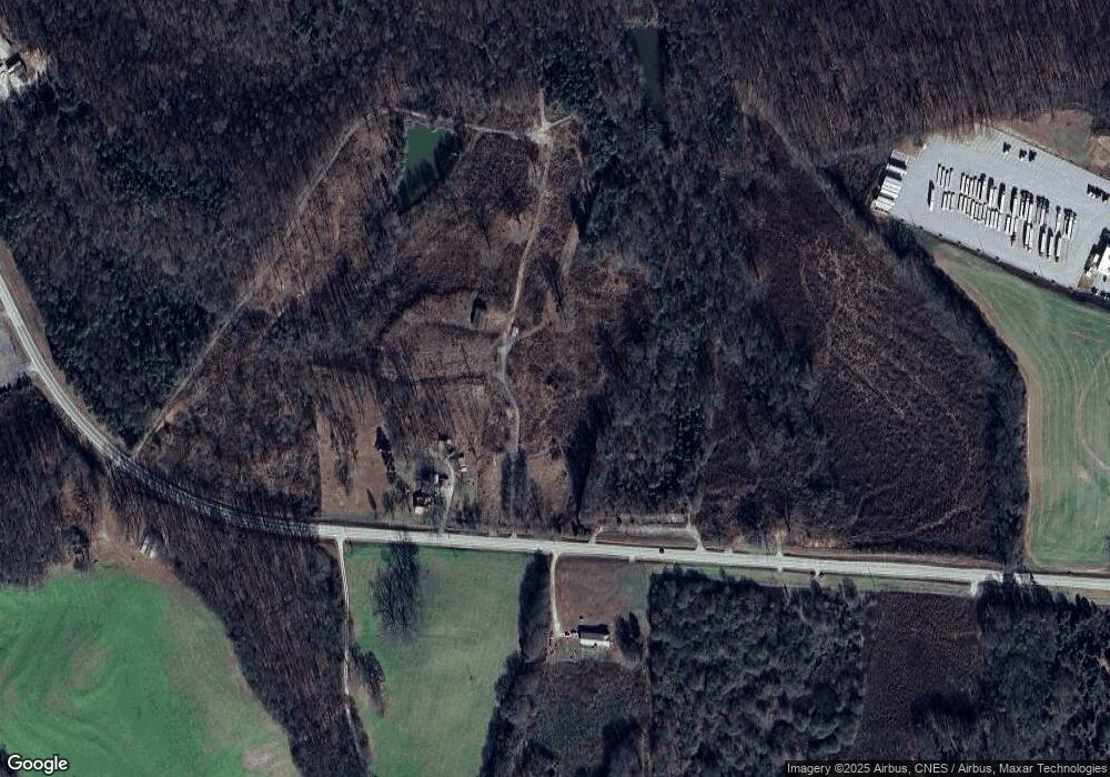 10770 Old Federal Rd unit 51, Carnesville, GA 30521 - photo 1