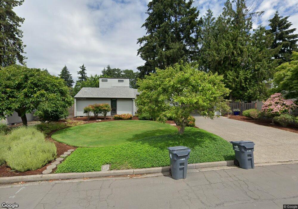 993 Robin Hood Ave, Eugene, OR 97401 - photo 1