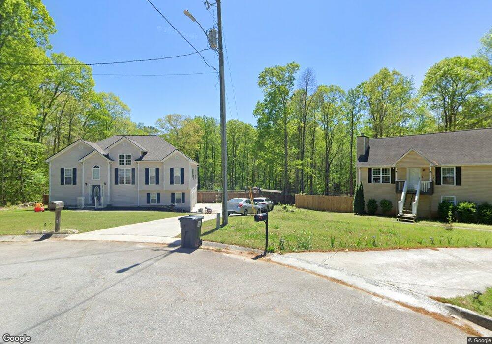 135 Onyx Ct, Carrollton, GA 30116 - photo 1