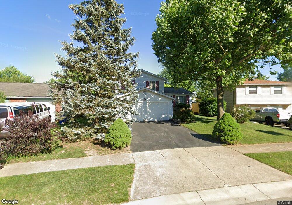 816 Eliots Oak Rd, Columbus, OH 43228 - photo 1