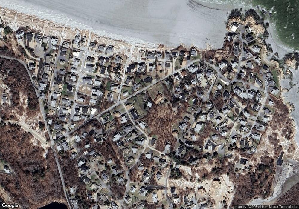 19 Bungalow Rd, Gloucester, MA 01930 - photo 1