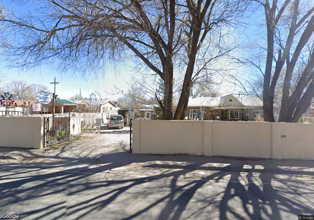 706 E Fairview Ln, Espanola, NM 87532 - photo 1