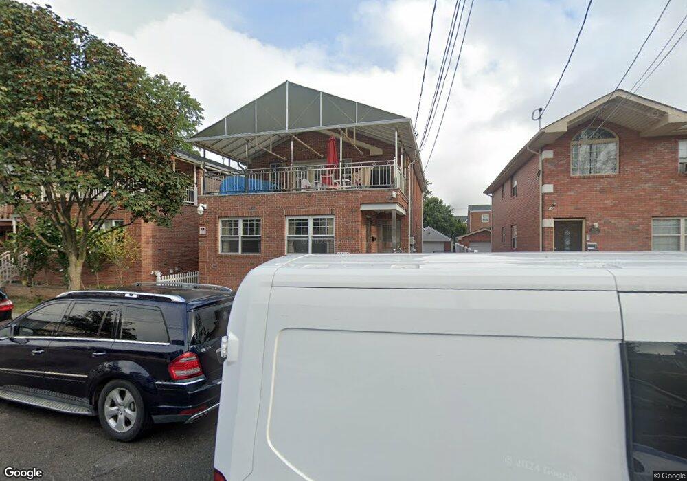 16435 75th Rd, Fresh Meadows, NY 11366 - photo 1