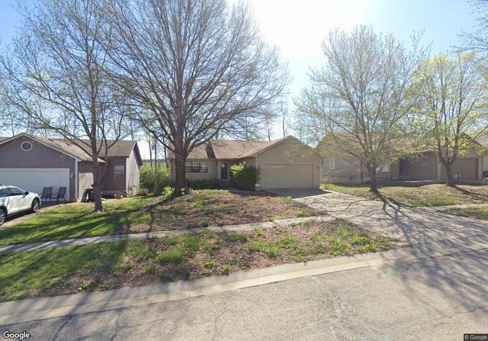 3524 SW Kent Ct, Topeka, KS 66614 - photo 1