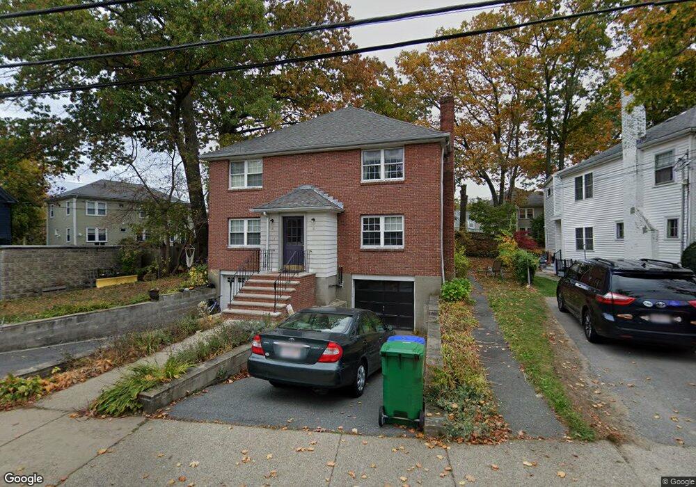 14 Blake St unit 16, Newtonville, MA 02460 - photo 1