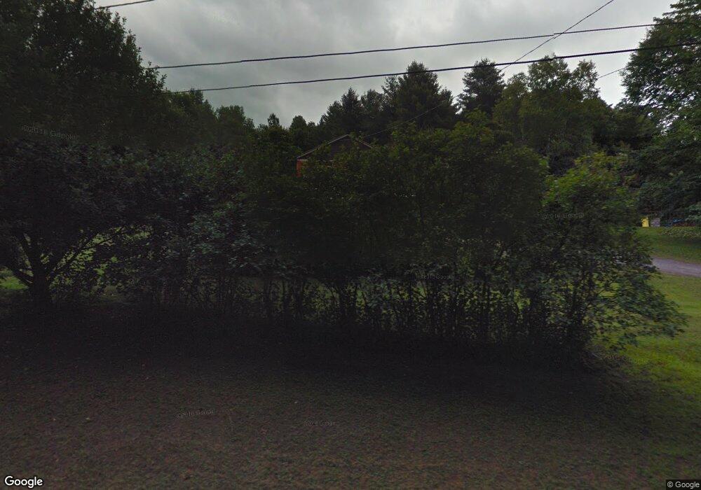 821 Highland Cir, Lyndon, VT 05849 - photo 1