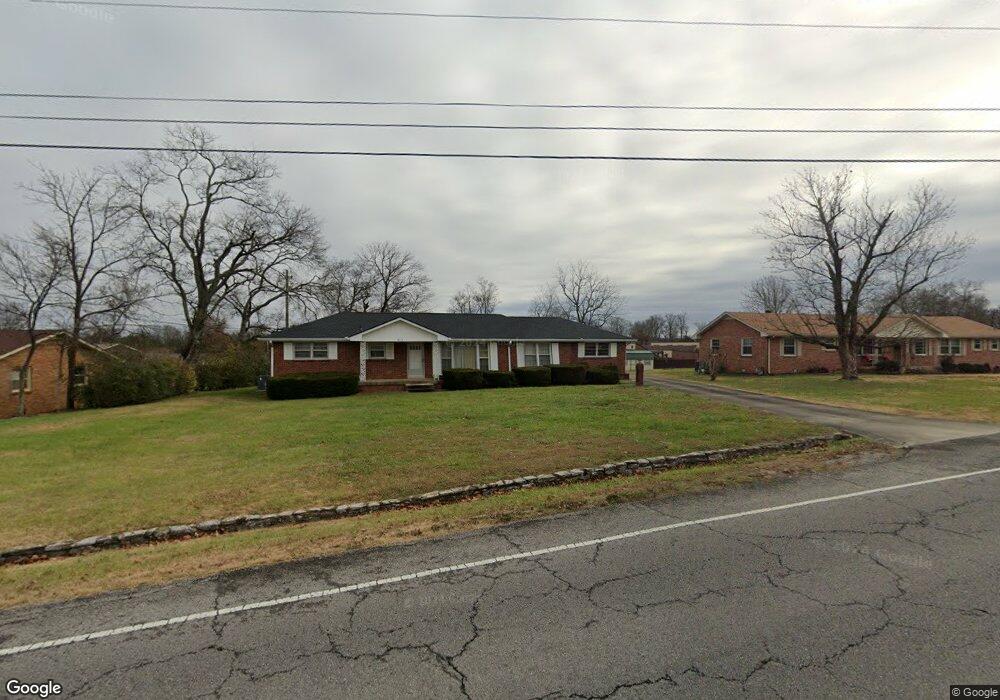 813 Castle Heights Ave, Lebanon, TN 37087 - photo 1