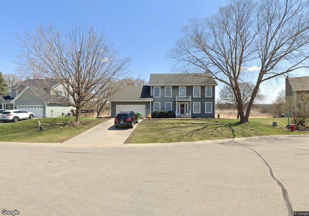 6287 Wessel Ct, Eden Prairie, MN 55346 - photo 1
