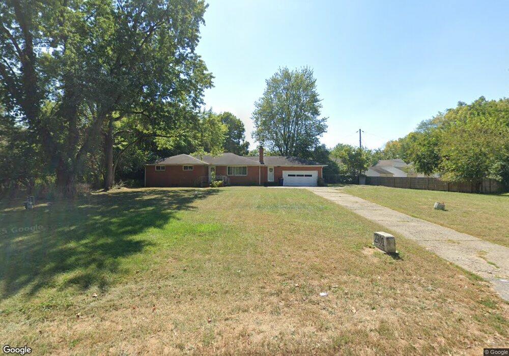 2701 Mock Rd, Columbus, OH 43219 - photo 1