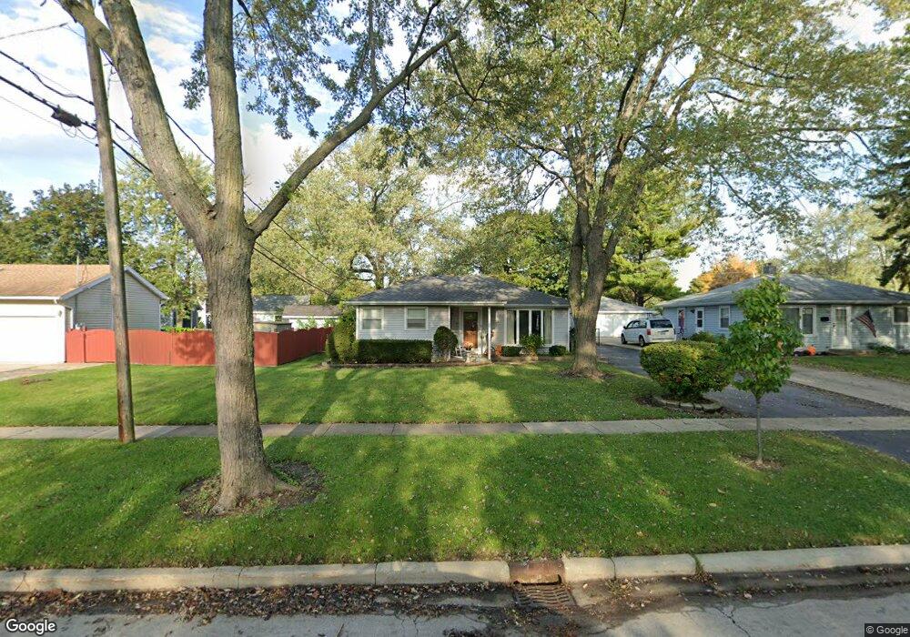 2415 Bluebird Ln, Rolling Meadows, IL 60008 - photo 1