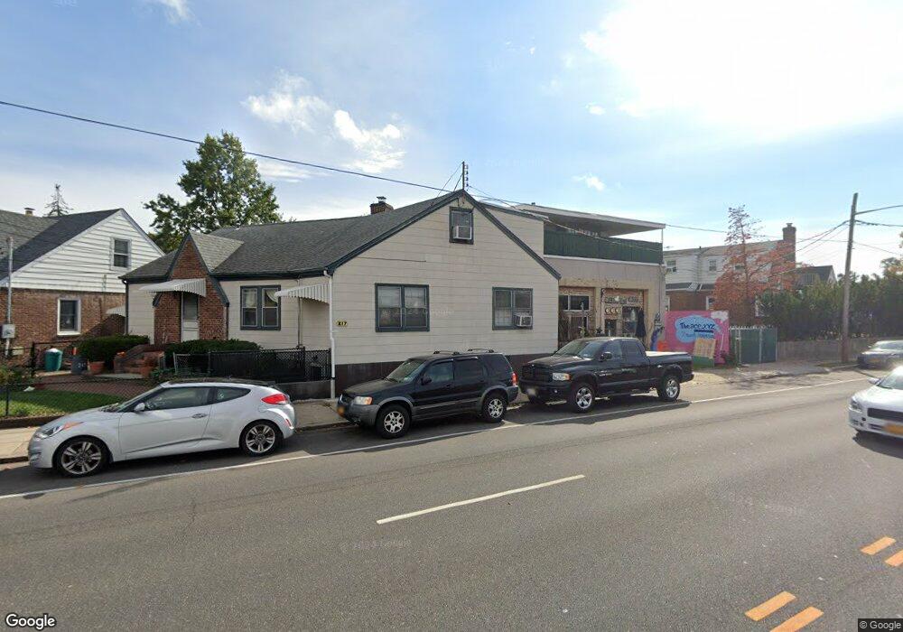 217 Franklin Ave, Franklin Square, NY 11010 - photo 1