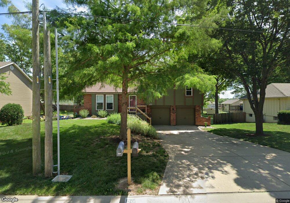 6215 Widmer Rd, Shawnee, KS 66216 - photo 1