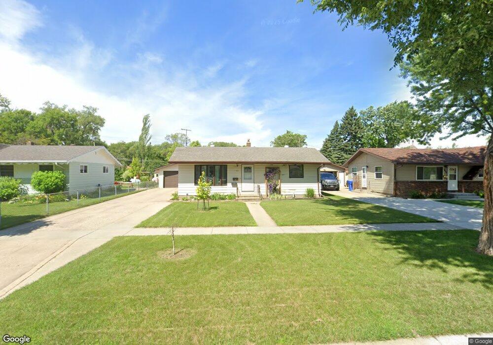 1841 16th St S, Fargo, ND 58103 - photo 1