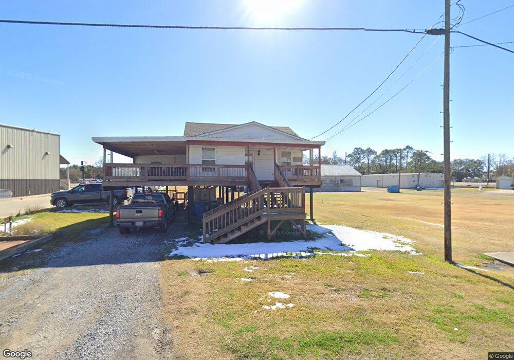 406 Canal St, Delcambre, LA 70528 - photo 1