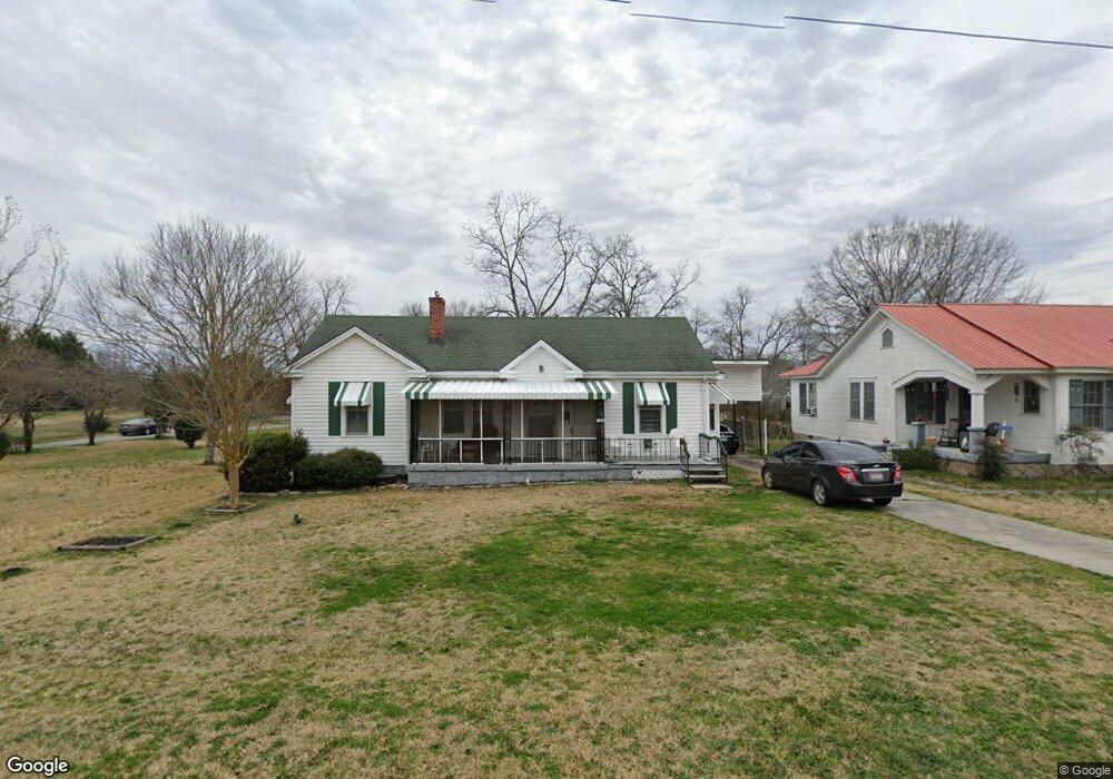 133 Carey St, Elberton, GA 30635 - photo 1