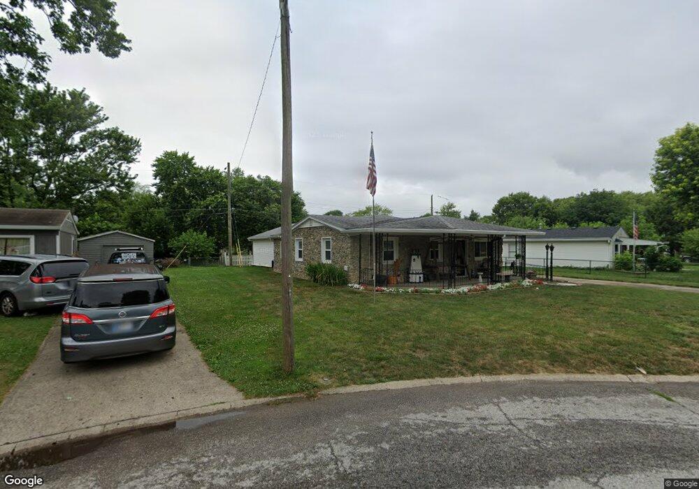 624 Circle Ct, Whiteland, IN 46184 - photo 1