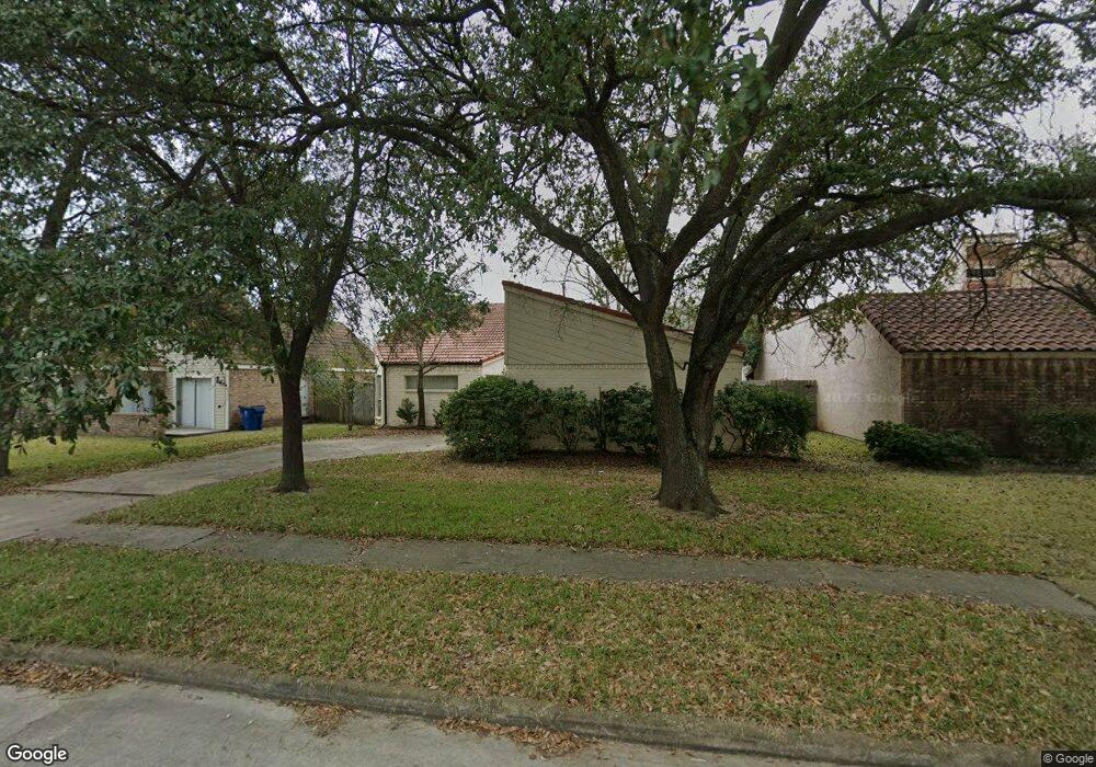 6127 Ogden Forest Dr, Houston, TX 77088 - photo 1