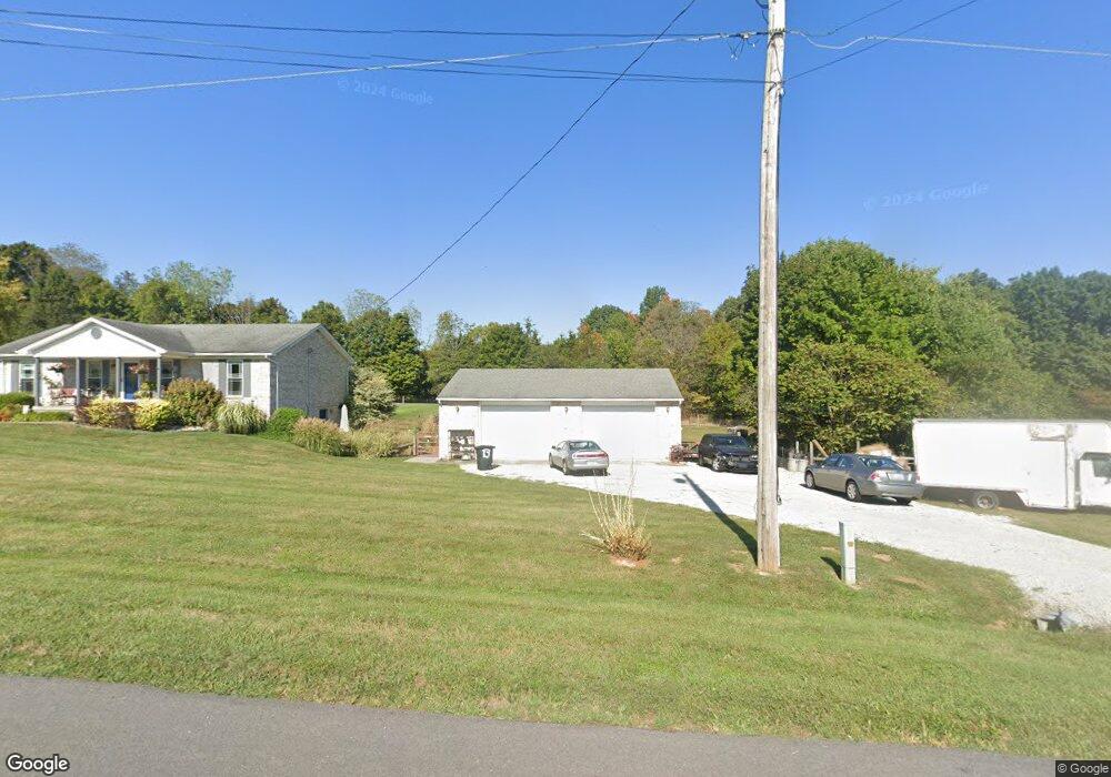 227 Patricia Ln, Mount Washington, KY 40047 - photo 1