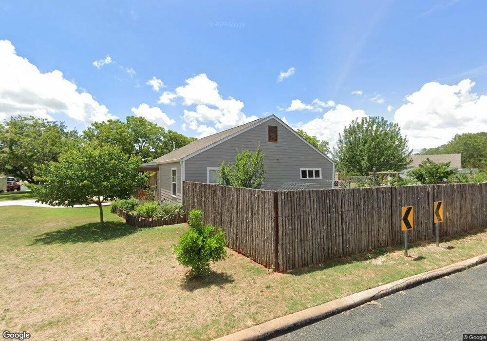 201 Westmoor Dr, Fredericksburg, TX 78624 - photo 1