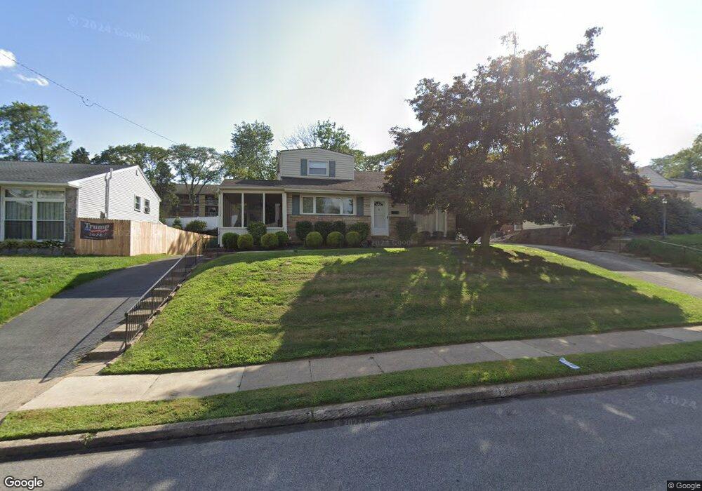 364 Robinson Dr, Broomall, PA 19008 - photo 1