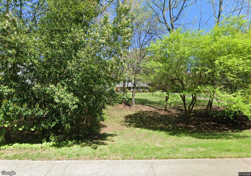 520 Hembree Rd, Roswell, GA 30076 - photo 1