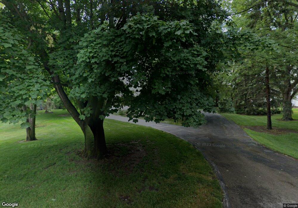 574 Blossom Dr, Frankenmuth, MI 48734 - photo 1