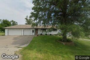 708 High St, Dixon, IA 52745