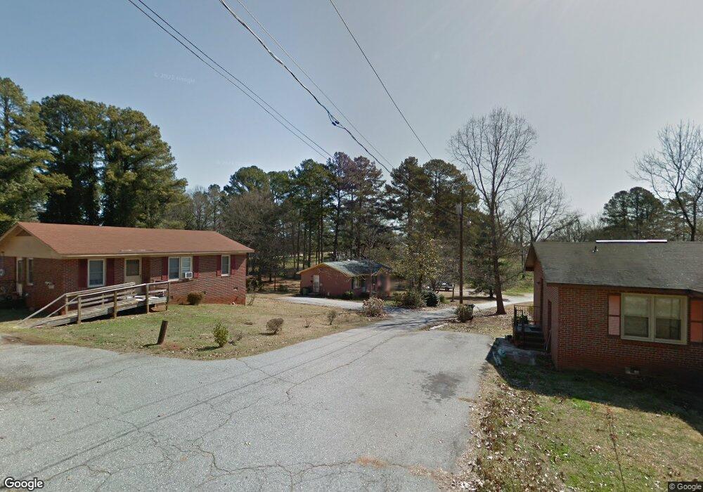 103 Singleton St, Walhalla, SC 29691 - photo 1