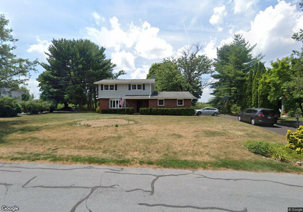 5110 Donna Dr, Coplay, PA 18037 - photo 1