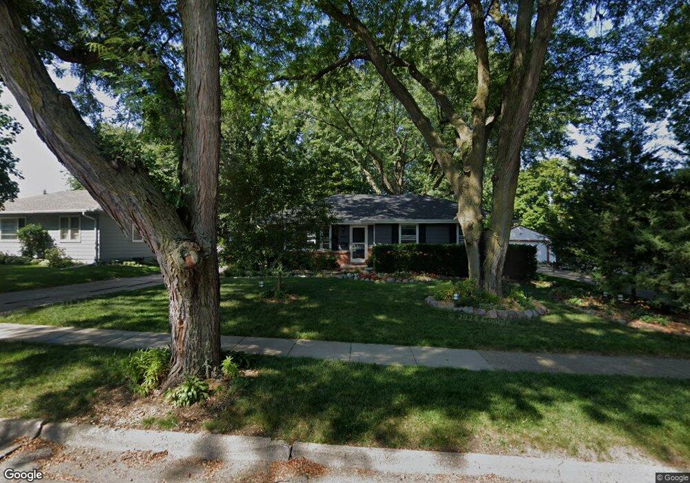 4018 36th Place, Des Moines, IA 50310 - photo 1