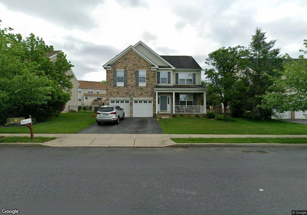 7466 Scenic View Dr, Macungie, PA 18062 - photo 1