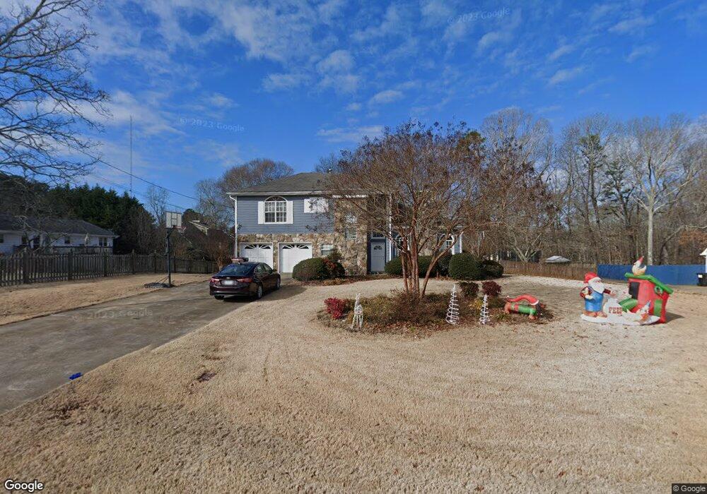 5540 Lakeshore Rd, Buford, GA 30518 - photo 1