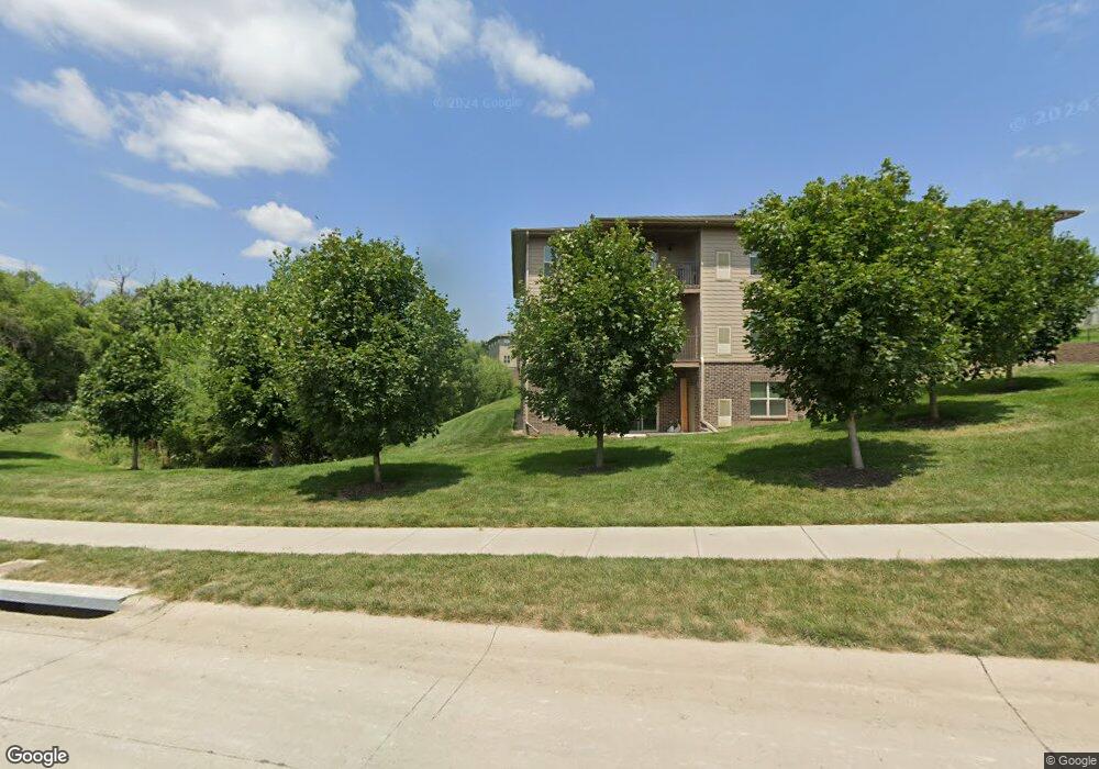 13260 Meredith Ave, Omaha, NE 68164 - photo 1