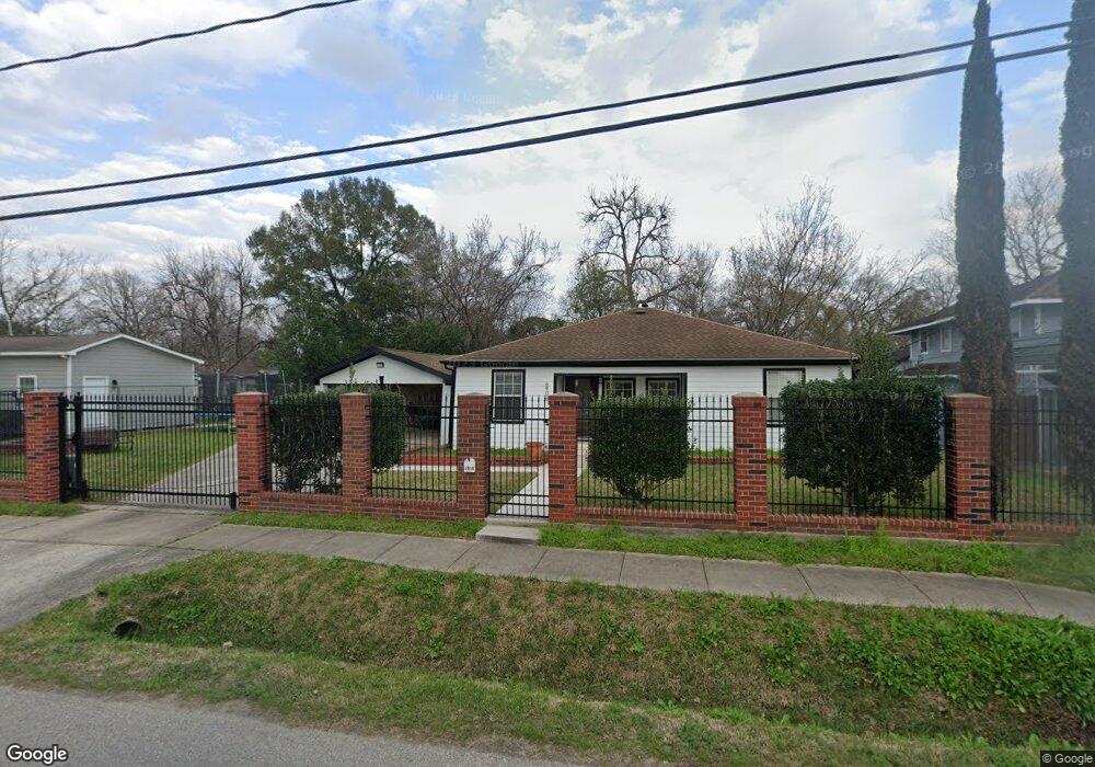 6908 Roswell St, Houston, TX 77022 - photo 1