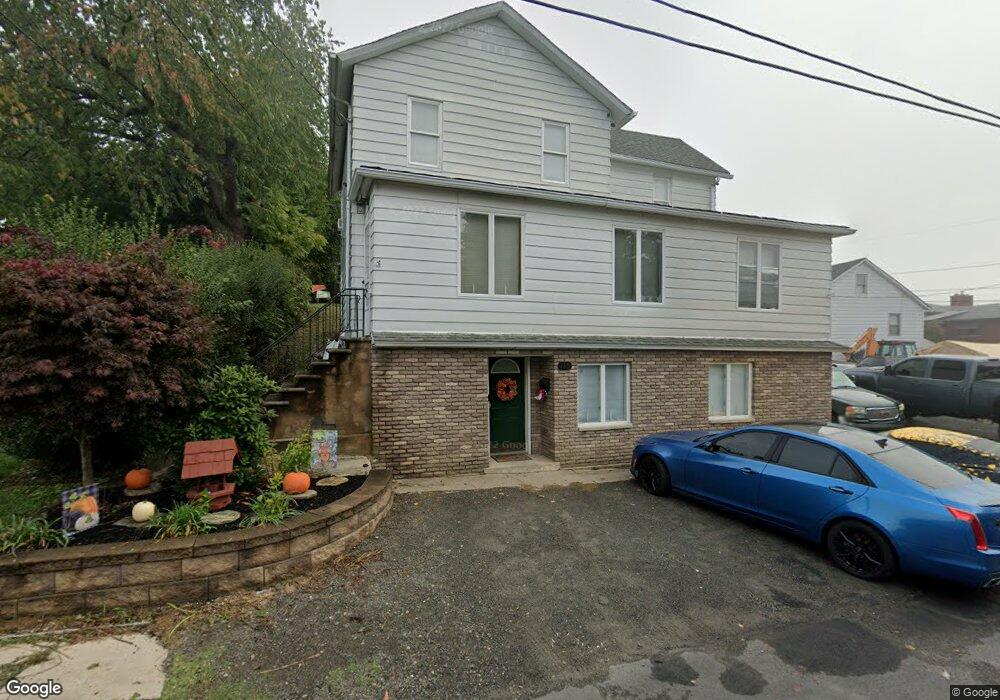 115 Henderson St, Old Forge, PA 18518 - photo 1