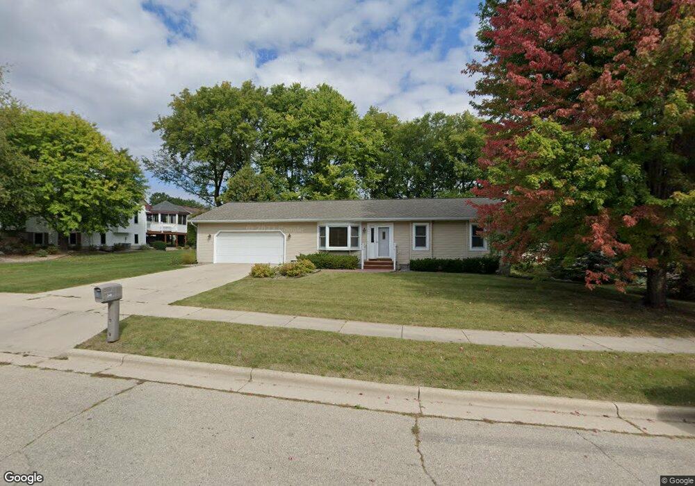 249 Robinson Rd, Oregon, WI 53575 - photo 1