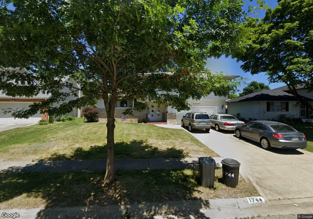 1744 Riverbirch Dr, Columbus, OH 43229 - photo 1