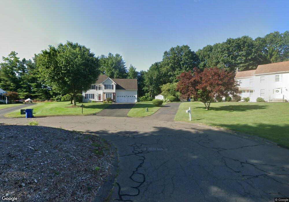 211 Gorden Cir, Windsor, CT 06095 - photo 1