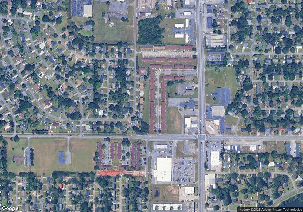 102 Lisa Dr, Warner Robins, GA 31093 - photo 1