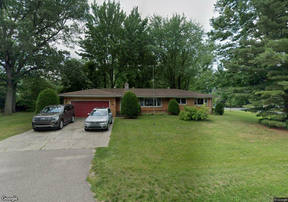 9472 Union Pier Rd, Union Pier, MI 49129 - photo 1