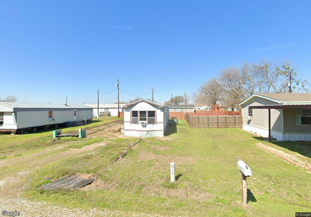 902&904 Flamingo Rd, Granbury, TX 76049 - photo 1