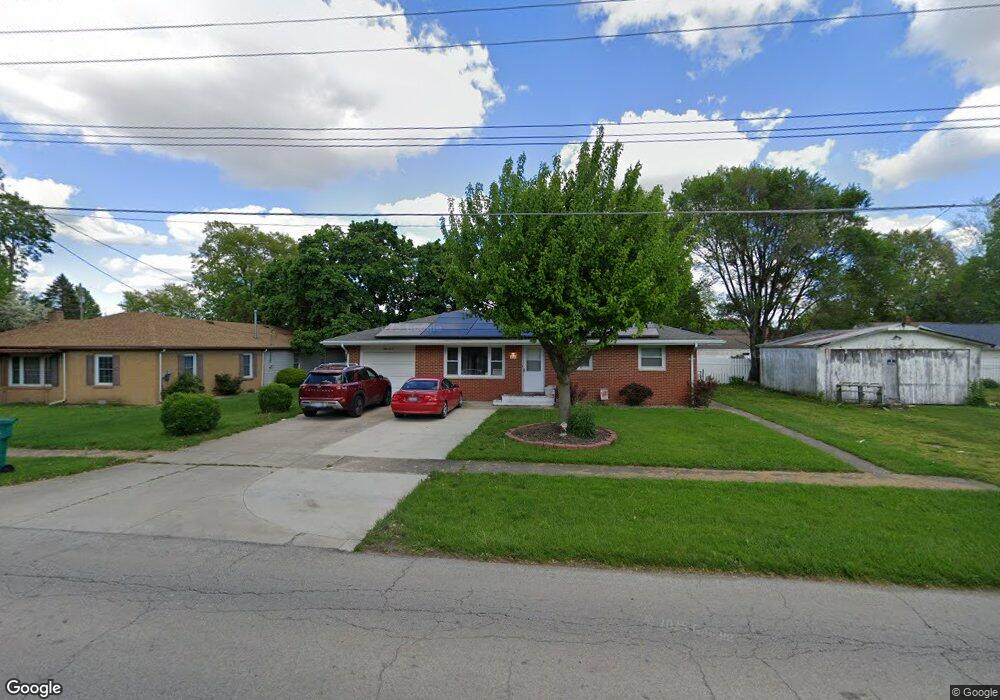 812 N 33rd St, Mattoon, IL 61938 - photo 1