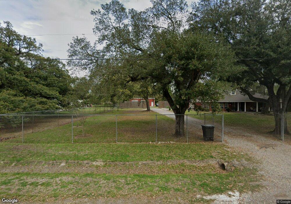 615 Lyndale St, Vidor, TX 77662 - photo 1